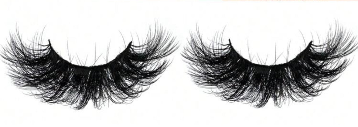 “TKO” Dramatic Eyelashes